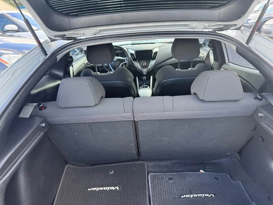 2015 Hyundai Veloster - Image 12 of 19