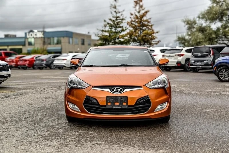 2015 Hyundai Veloster - Image 2 of 16