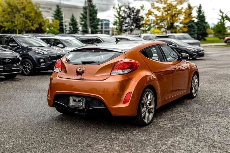 2015 Hyundai Veloster - Image 5 of 16