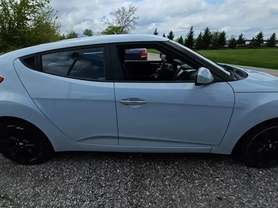 2015 Hyundai Veloster - Image 11 of 11