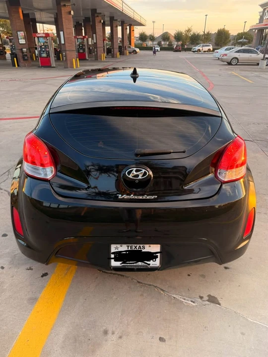2015 Hyundai Veloster - Image 3 of 7