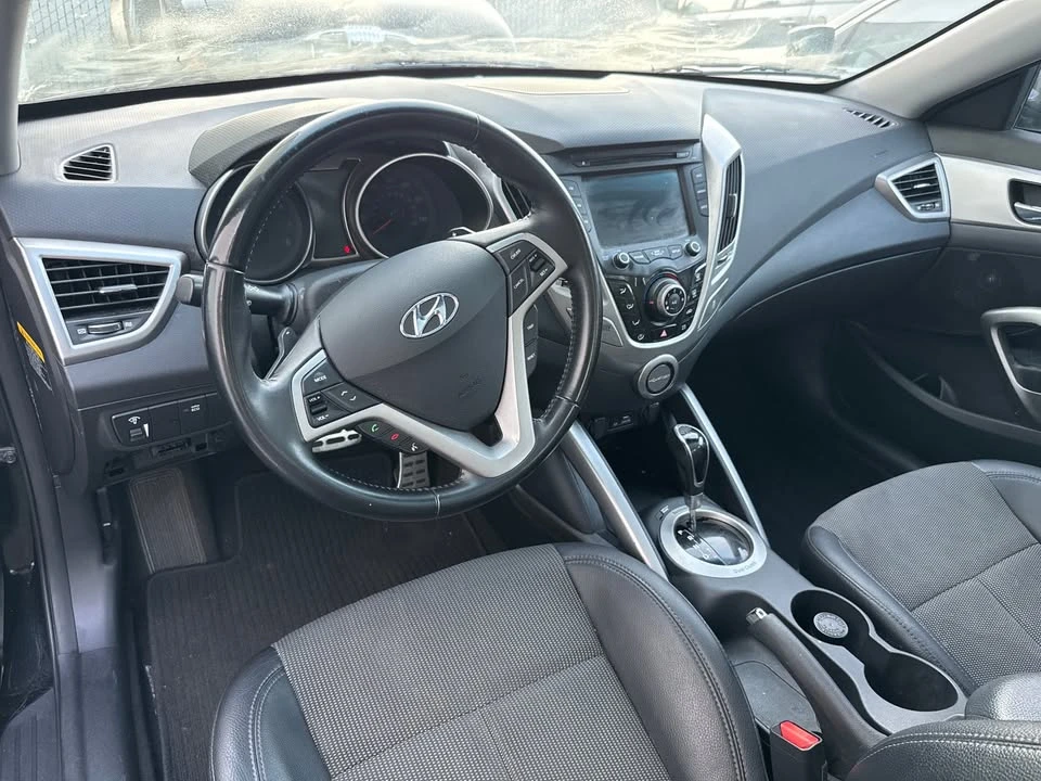 2015 Hyundai Veloster - Image 9 of 9