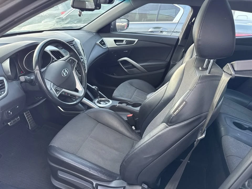 2015 Hyundai Veloster - Image 8 of 9