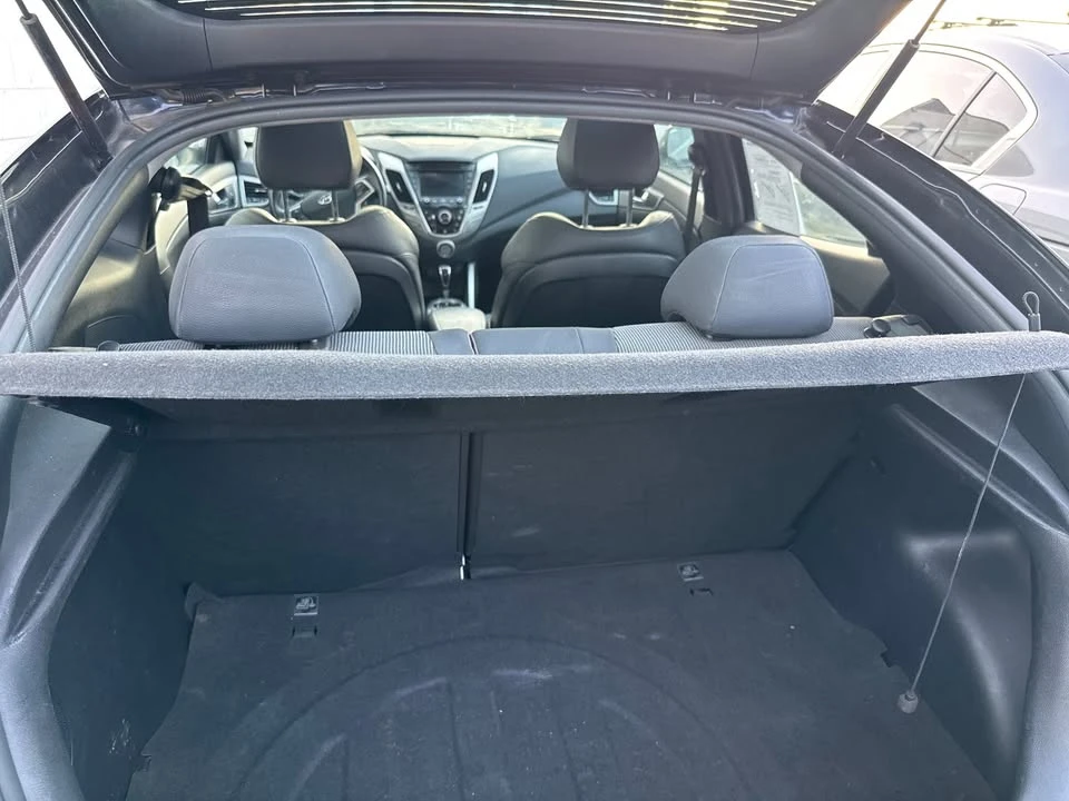 2015 Hyundai Veloster - Image 7 of 9