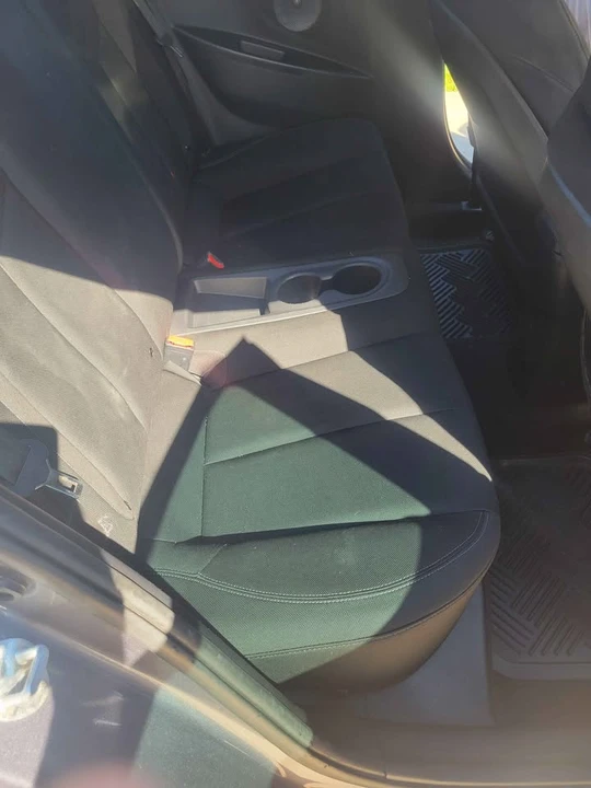 2015 Hyundai Veloster - Image 6 of 10
