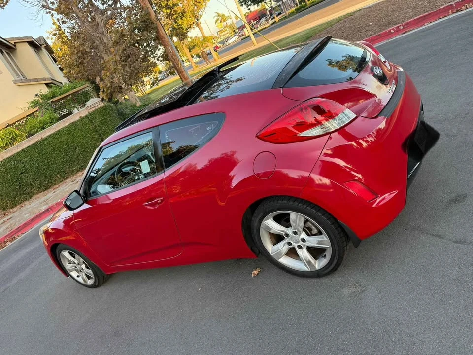 2015 Hyundai Veloster - Image 13 of 13