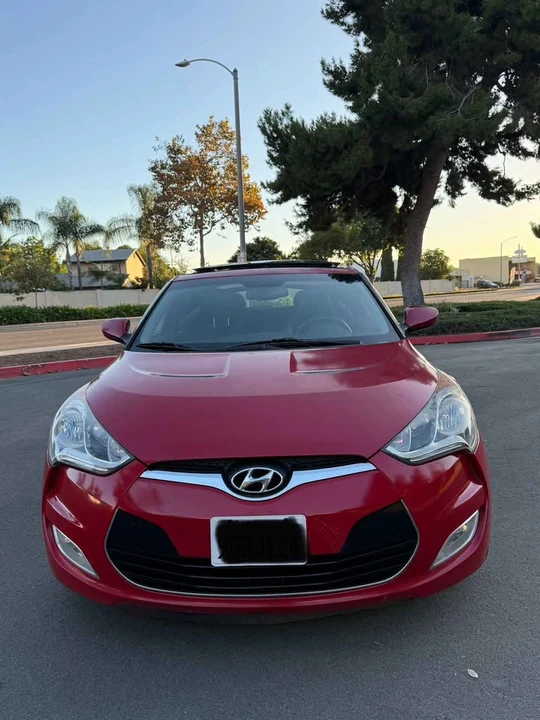 2015 Hyundai Veloster - Image 11 of 13