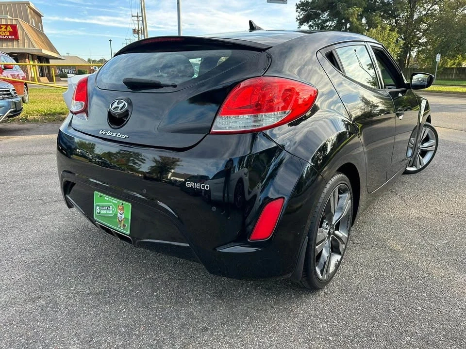 2015 Hyundai Veloster - Image 7 of 20