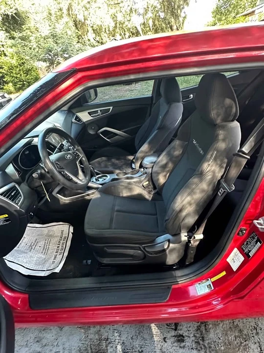 2015 Hyundai Veloster - Image 6 of 7