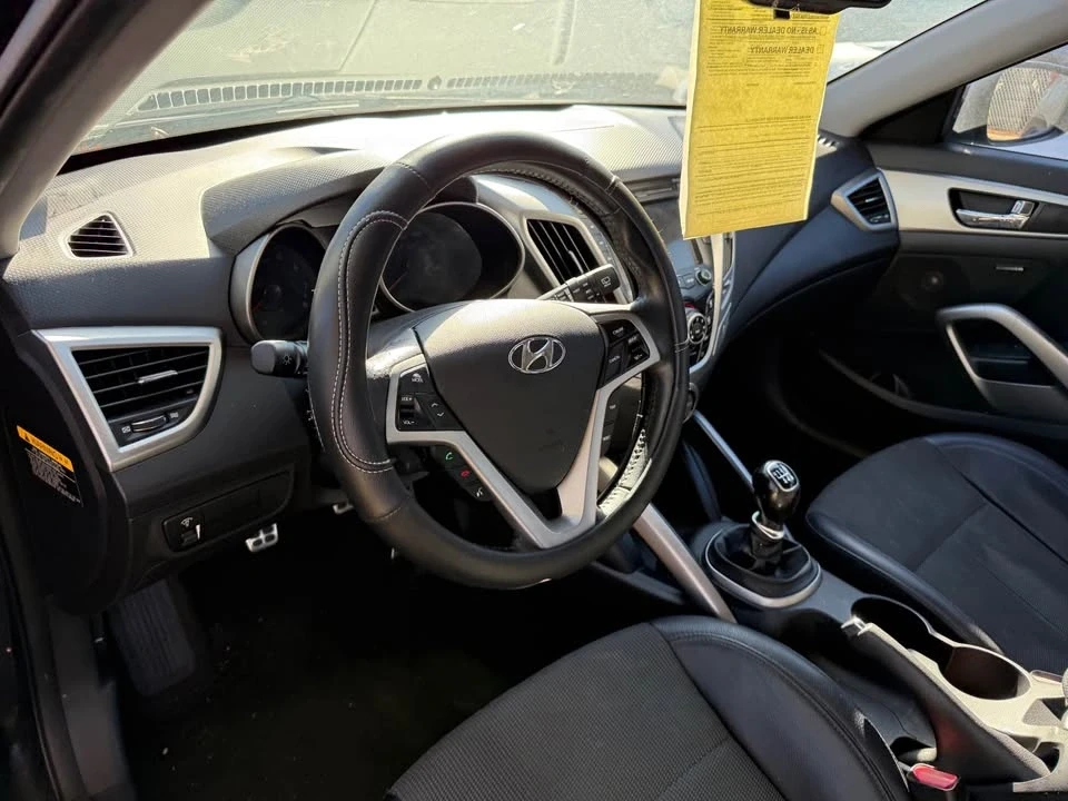 2015 Hyundai Veloster - Image 5 of 7