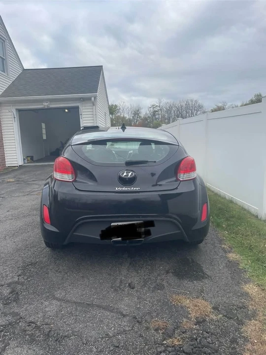 2015 Hyundai Veloster - Image 4 of 5