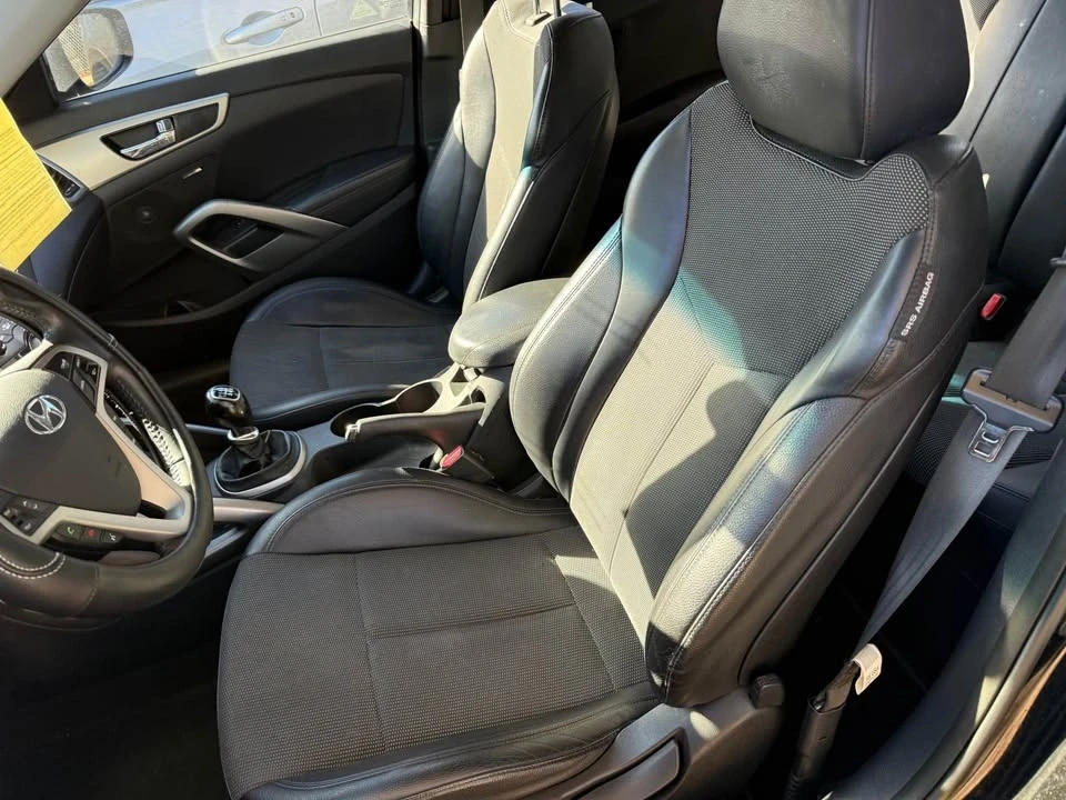 2015 Hyundai Veloster - Image 6 of 7