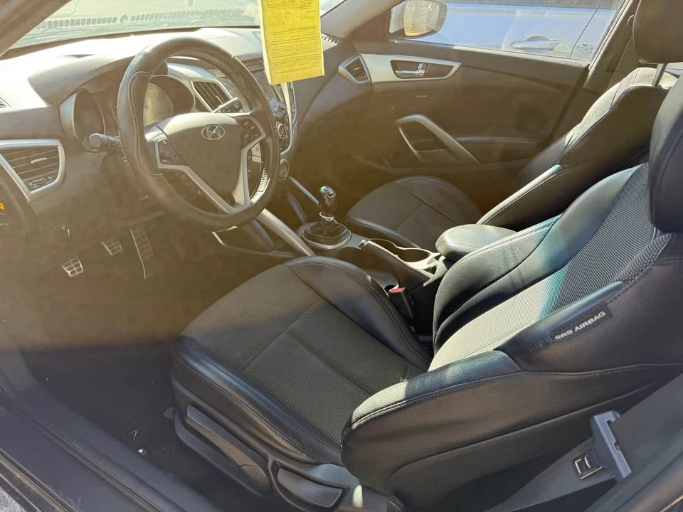 2015 Hyundai Veloster - Image 4 of 7
