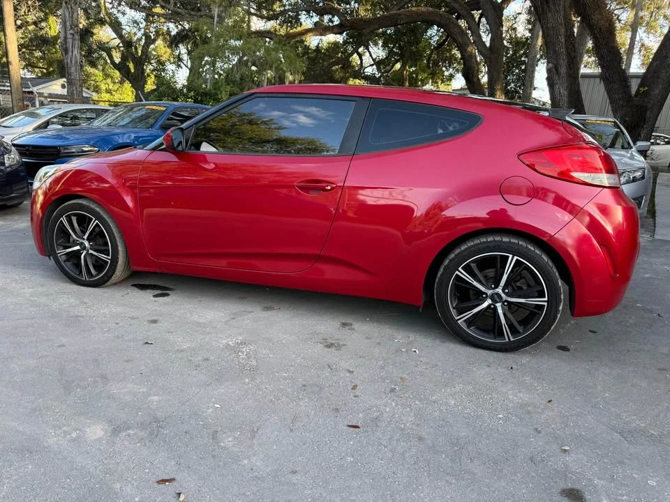 2015 Hyundai Veloster - Image 3 of 9
