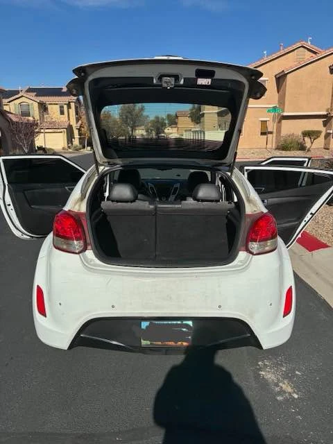 2015 Hyundai Veloster - Image 11 of 15