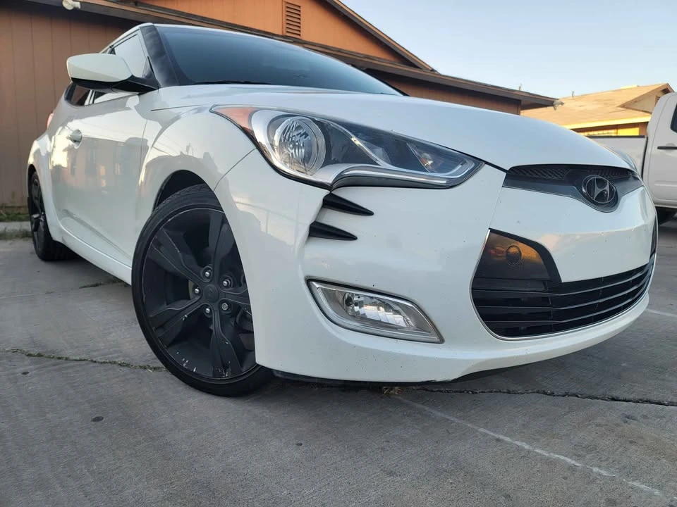 2015 Hyundai Veloster - Image 10 of 10