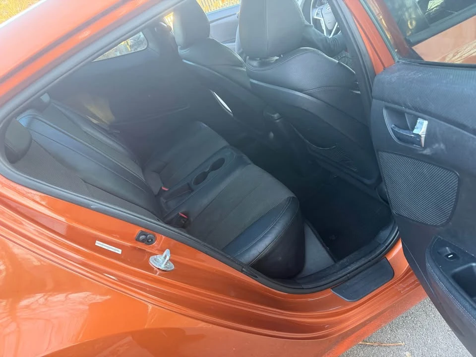 2015 Hyundai Veloster - Image 7 of 10