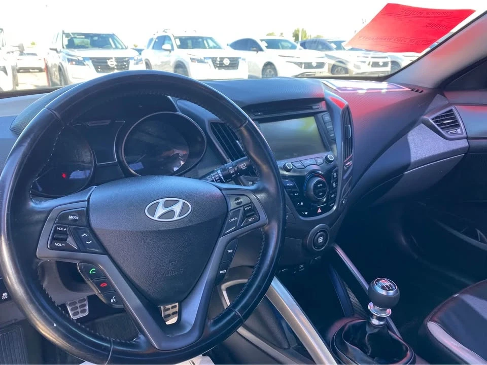 2015 Hyundai Veloster - Image 8 of 9