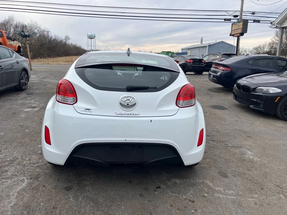 2015 Hyundai Veloster - Image 6 of 20