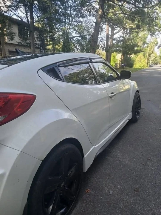 2015 Hyundai Veloster N - Image 3 of 3