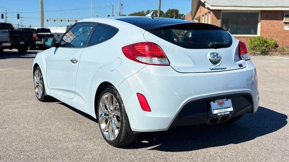 2015 Hyundai Veloster - Image 6 of 20