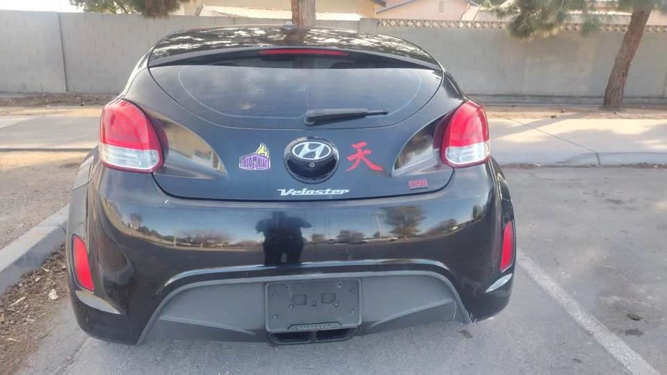 2015 Hyundai Veloster - Image 5 of 20