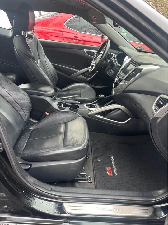 2015 Hyundai Veloster - Image 6 of 9