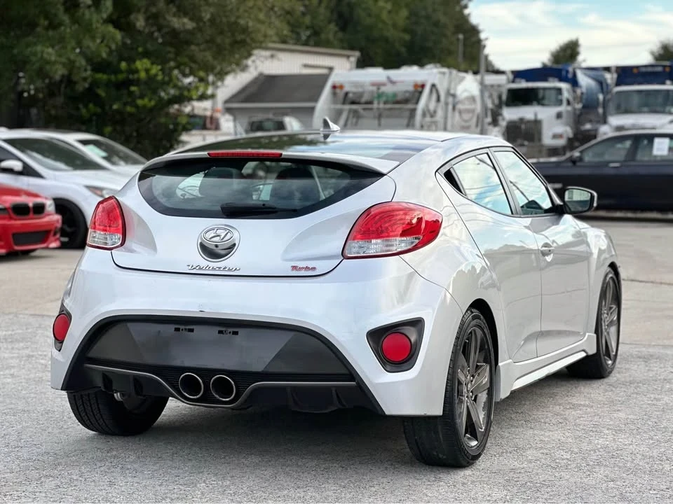 2015 Hyundai Veloster - Image 5 of 15