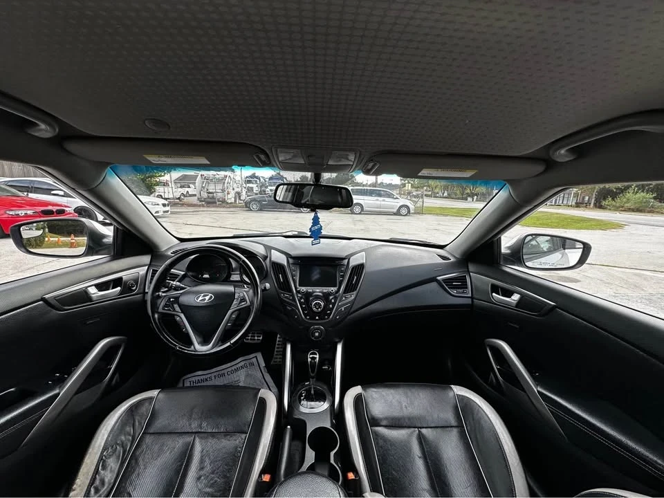 2015 Hyundai Veloster - Image 15 of 15