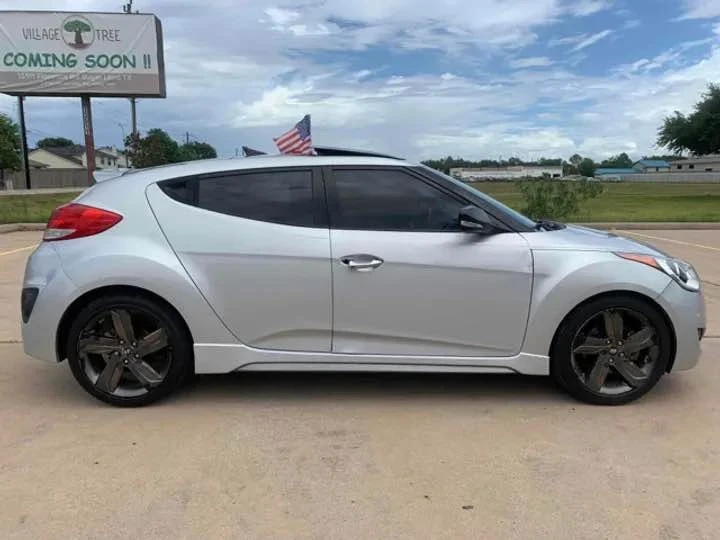 2015 Hyundai Veloster - Image 6 of 8