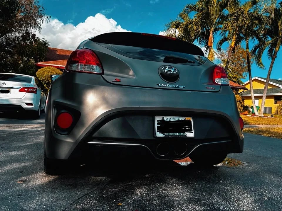 2015 Hyundai Veloster - Image 2 of 13