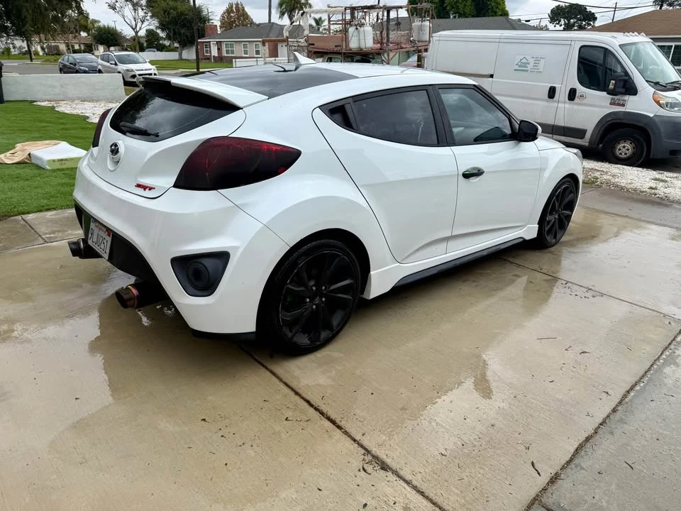 2015 Hyundai Veloster - Image 6 of 18