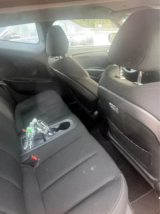 2015 Hyundai Veloster - Image 4 of 6