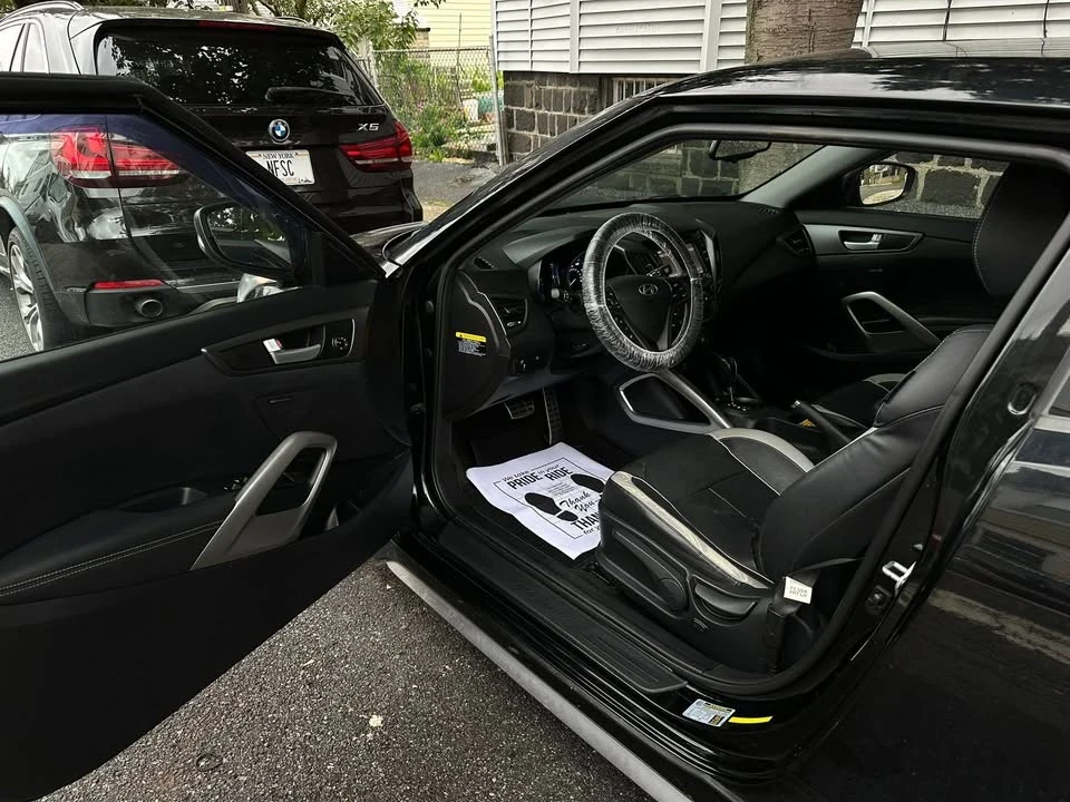2015 Hyundai Veloster - Image 19 of 20