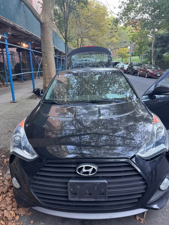 2015 Hyundai Veloster - Image 12 of 20