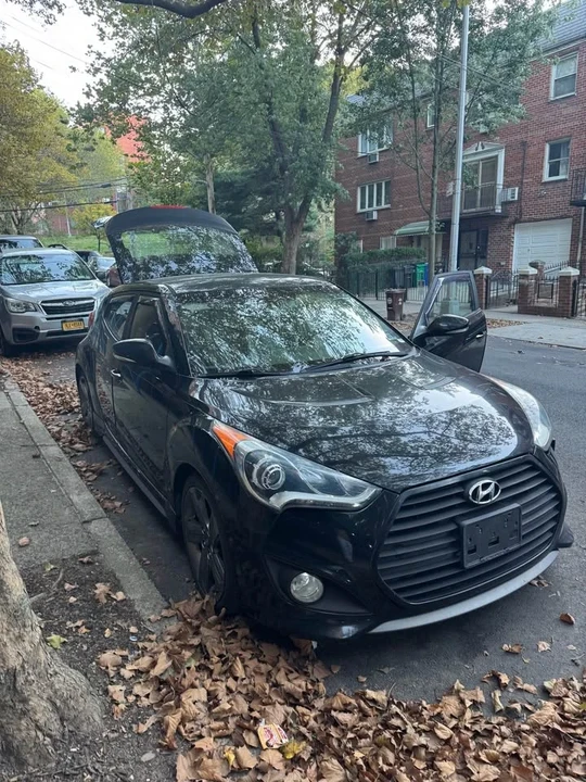 2015 Hyundai Veloster - Image 11 of 20