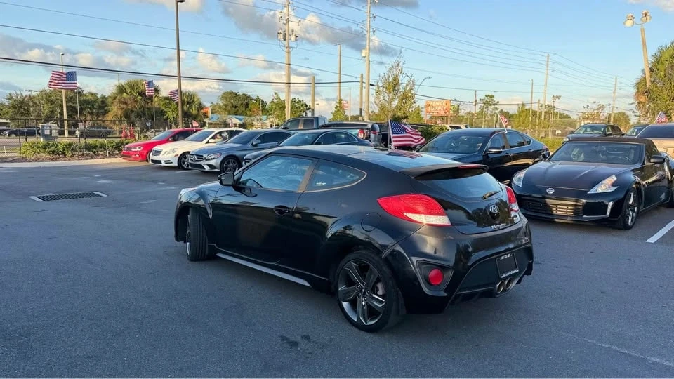 2015 Hyundai Veloster - Image 6 of 13