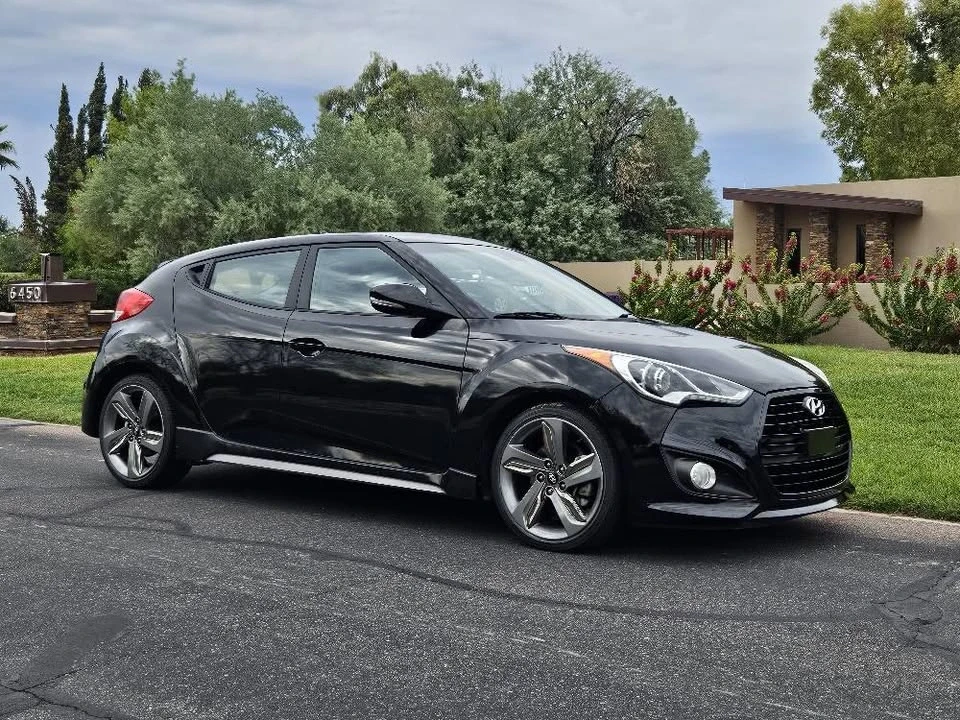2015 Hyundai Veloster - Image 2 of 19