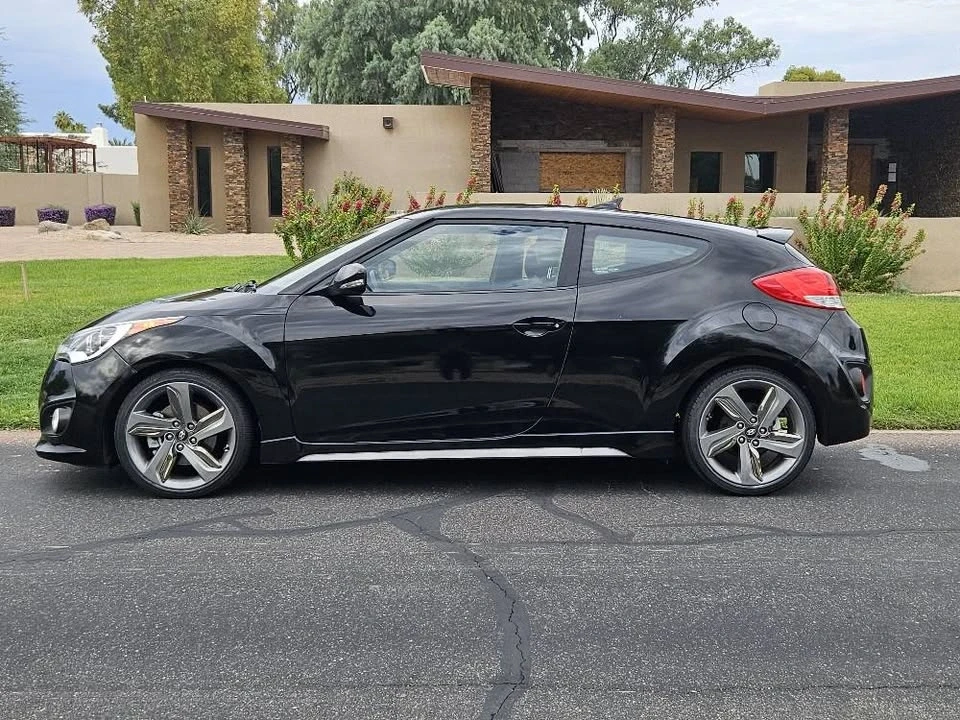 2015 Hyundai Veloster - Image 8 of 19