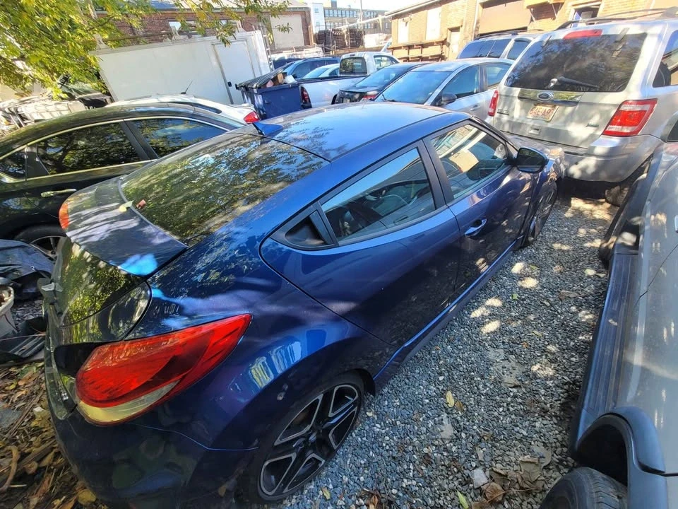 2015 Hyundai Veloster - Image 6 of 9