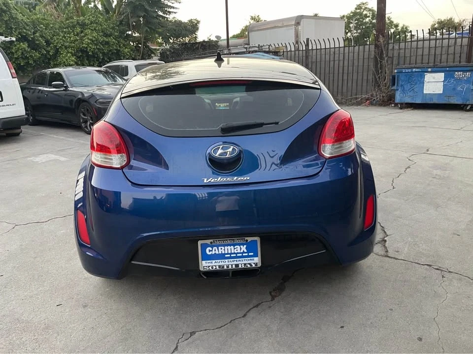 2015 Hyundai Veloster - Image 5 of 11