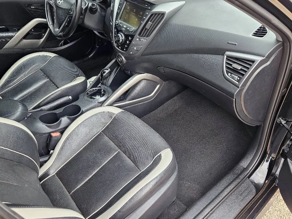 2015 Hyundai Veloster - Image 12 of 19