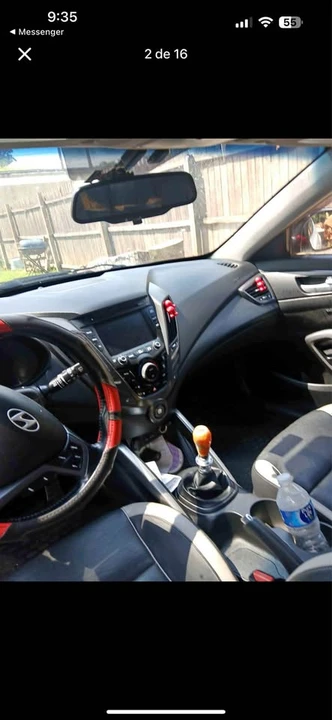 2015 Hyundai Veloster - Image 2 of 4