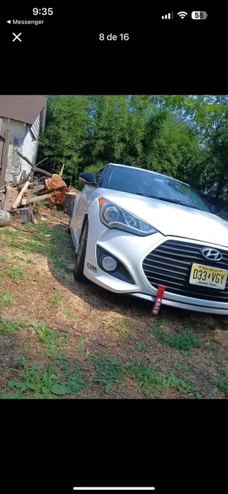 2015 Hyundai Veloster - Image 4 of 4