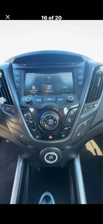 2015 Hyundai Veloster - Image 4 of 7