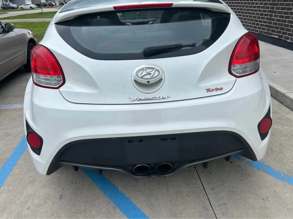 2015 Hyundai Veloster - Image 3 of 7