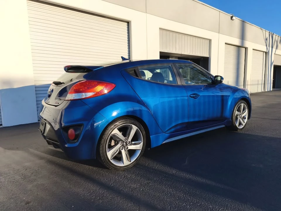 2015 Hyundai Veloster - Image 8 of 20
