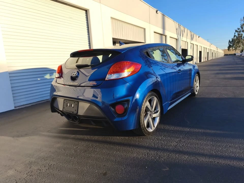 2015 Hyundai Veloster - Image 9 of 20