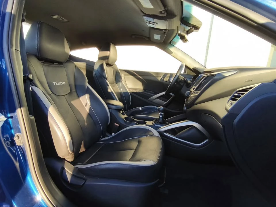 2015 Hyundai Veloster - Image 14 of 18