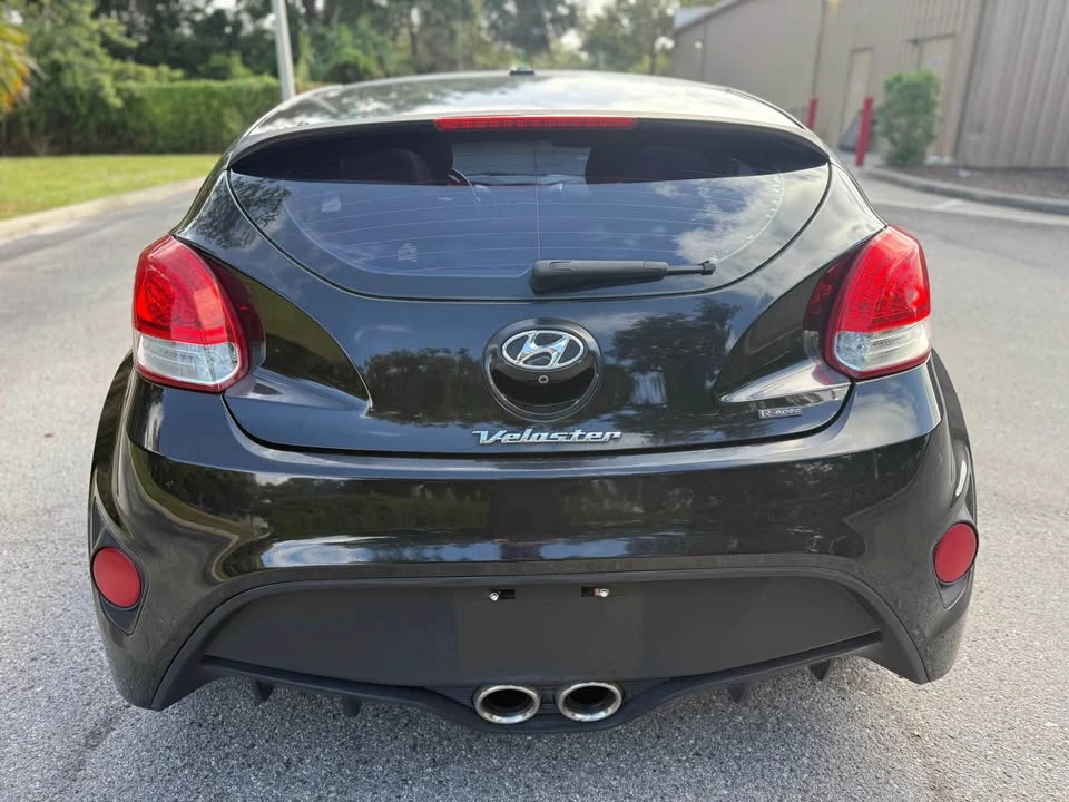2015 Hyundai Veloster - Image 7 of 14